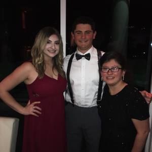 Meet your Posher, Jillian